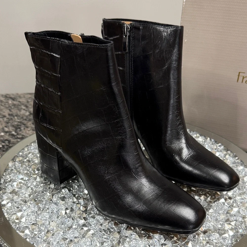 Franco Sarto Black Croc-Textured Leather Block Heel Ankle Boots NEW 8